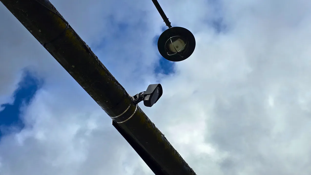 Flock ALPR camera mounted at the Coal Creek PArkway and Newcastle Way intersection